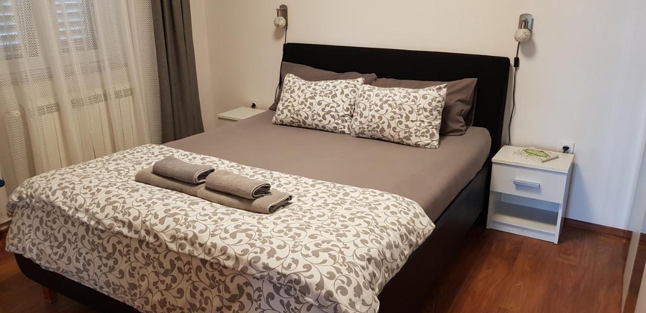 Apartman I Studio Apartman Majoli Kukuljanovo Buitenkant foto